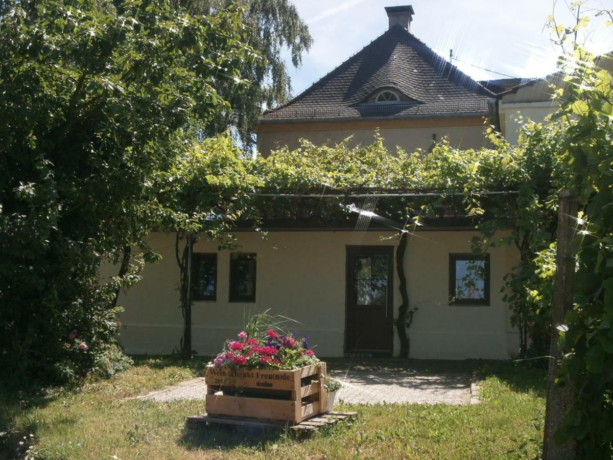 Apartment Messerschmitt Bochingen